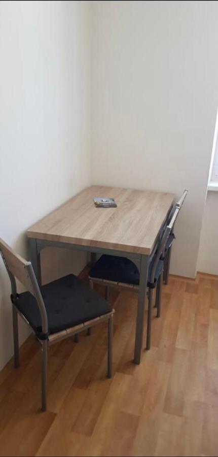 Apartmany - Skolni Chomutov Eksteriør bilde